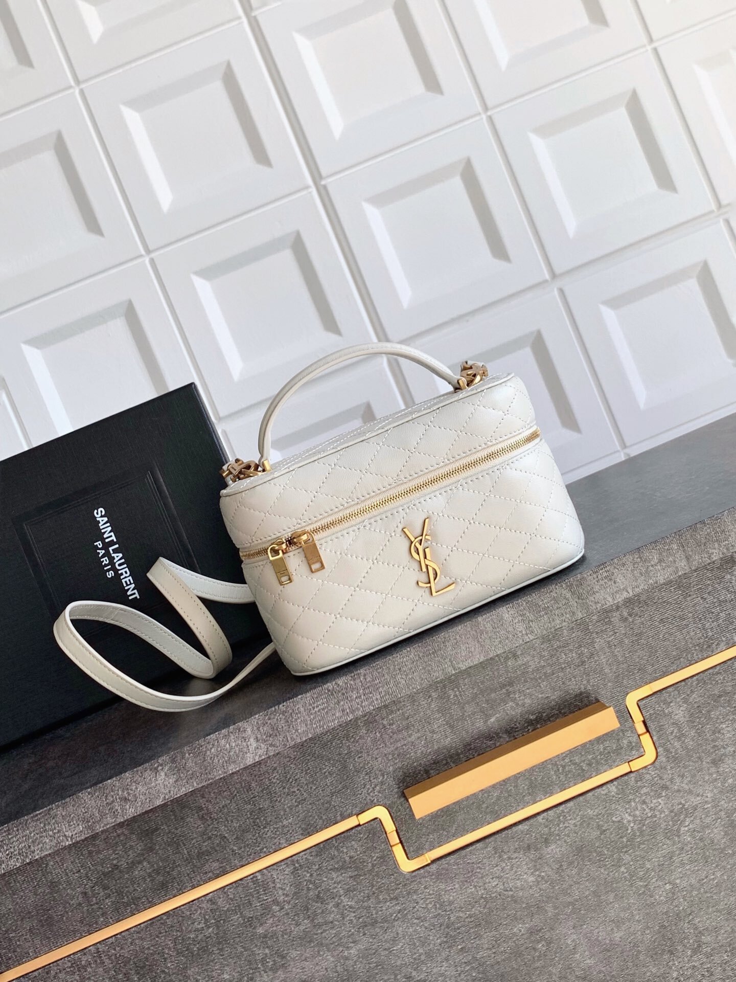 YSL 766731 white2